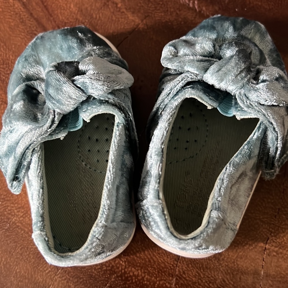 Blue velvet baby Toms - Picture 3 of 4